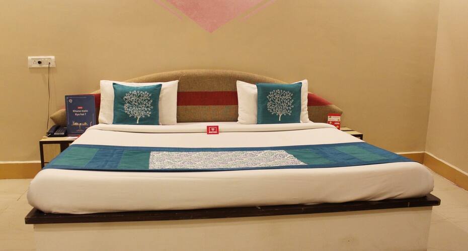 Hotel Sheel Gopal Vision, Mathura 5